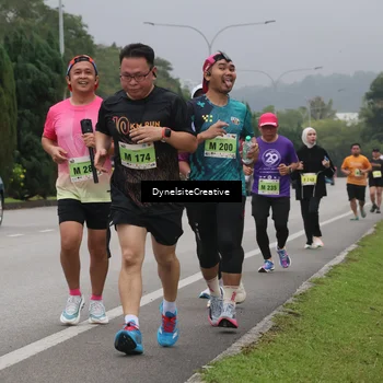 Runner Photo 8576470