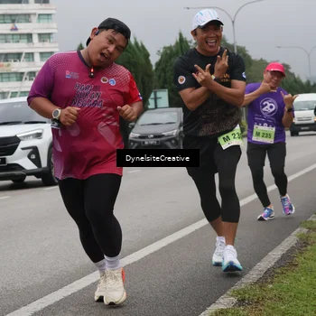 Runner Photo 8576592