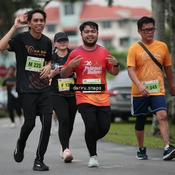 Runner Photo 8576626