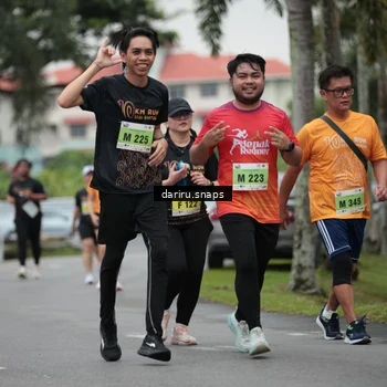Runner Photo 8576660