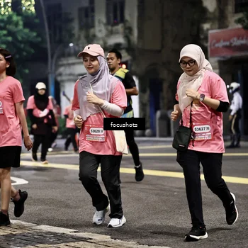 Runner Photo 8576662
