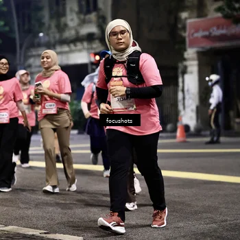 Runner Photo 8576671