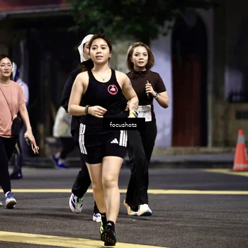 Runner Photo 8576699