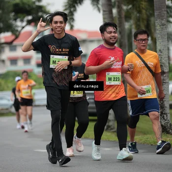 Runner Photo 8576753
