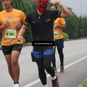 Runner Photo 8576840