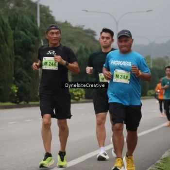Runner Photo 8576857