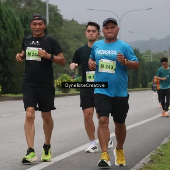 Runner Photo 8576858