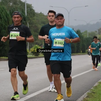 Runner Photo 8576860