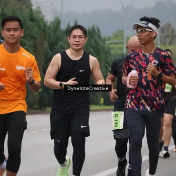Runner Photo 8576872