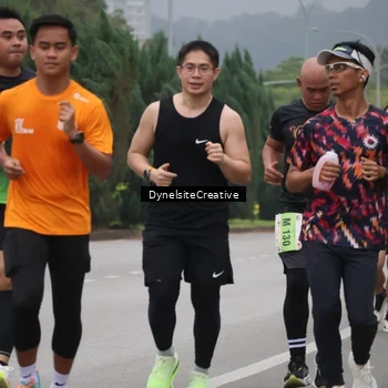 Runner Photo 8576874