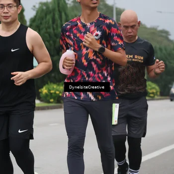 Runner Photo 8576891