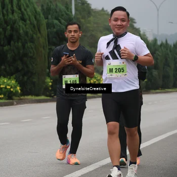 Runner Photo 8576920