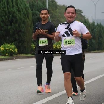Runner Photo 8576924