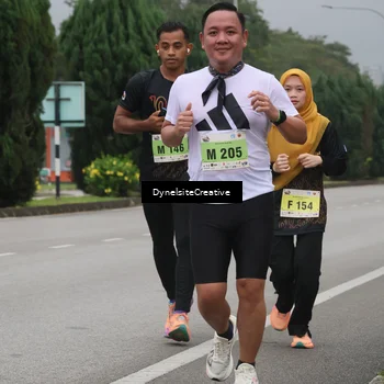 Runner Photo 8576925