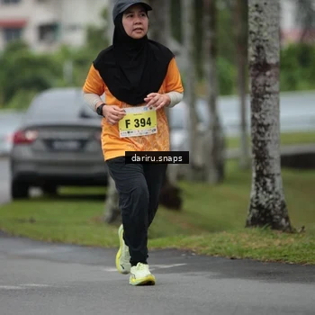 Runner Photo 8576940