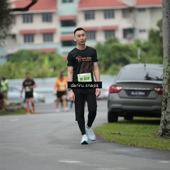 Runner Photo 8576956
