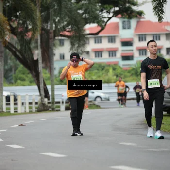 Runner Photo 8576965
