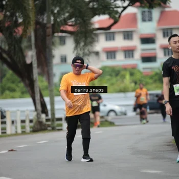 Runner Photo 8576983