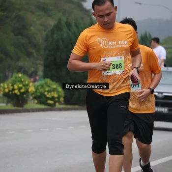 Runner Photo 8577016