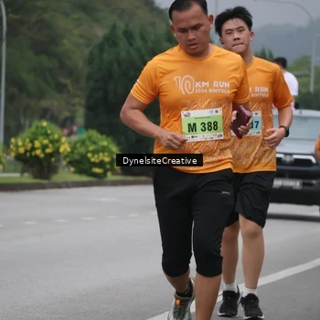 Runner Photo 8577018