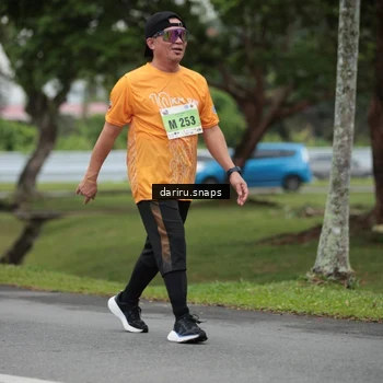 Runner Photo 8577044