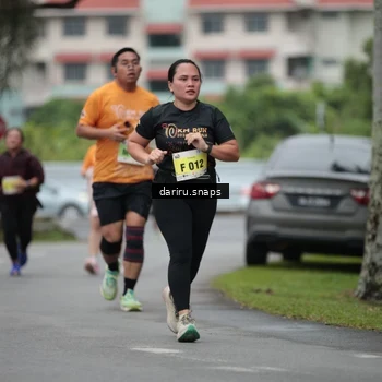 Runner Photo 8577068