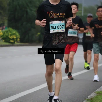 Runner Photo 8577111