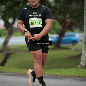 Runner Photo 8577158