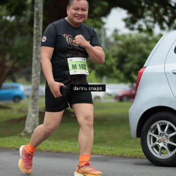 Runner Photo 8577235