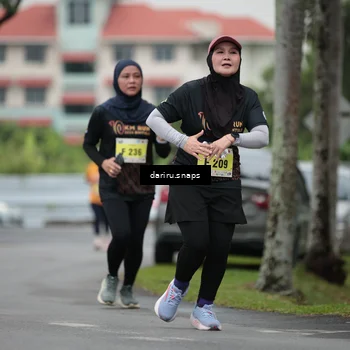 Runner Photo 8577298