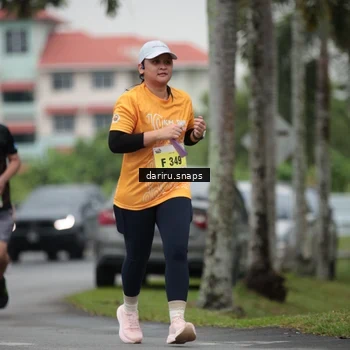 Runner Photo 8577308