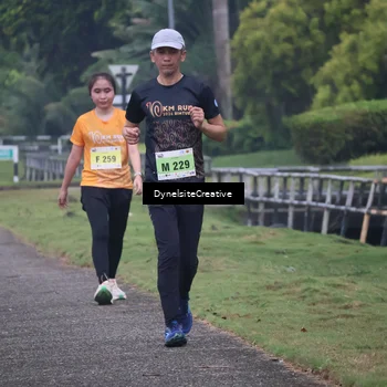 Runner Photo 8577392