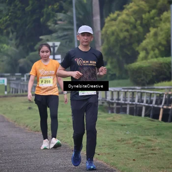 Runner Photo 8577396