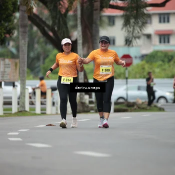 Runner Photo 8577412