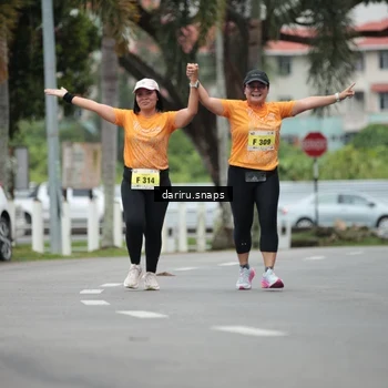 Runner Photo 8577490