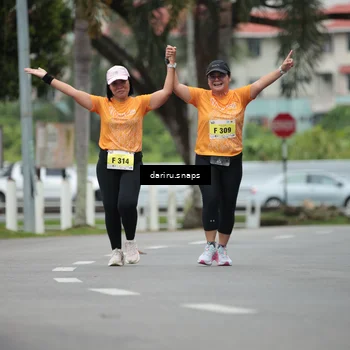 Runner Photo 8577659
