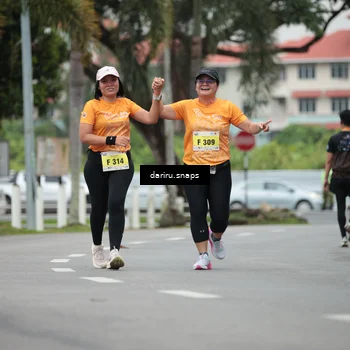 Runner Photo 8577875
