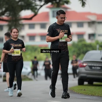 Runner Photo 8577925