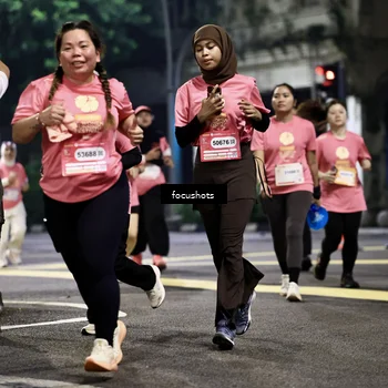 Runner Photo 8578053