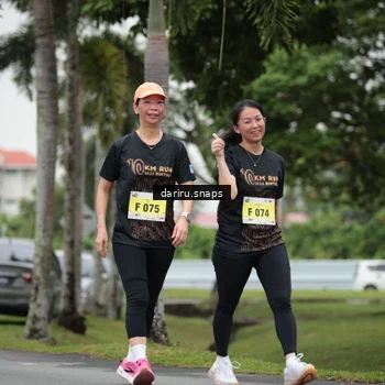 Runner Photo 8578064