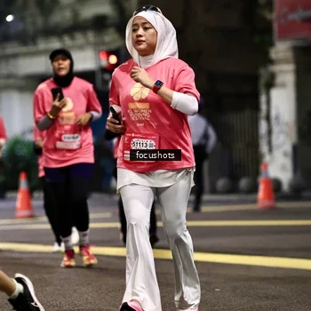 Runner Photo 8578077