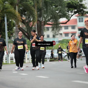 Runner Photo 8578125