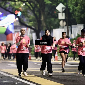 Runner Photo 8578246