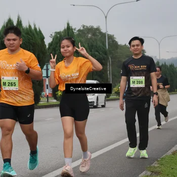 Runner Photo 8578255
