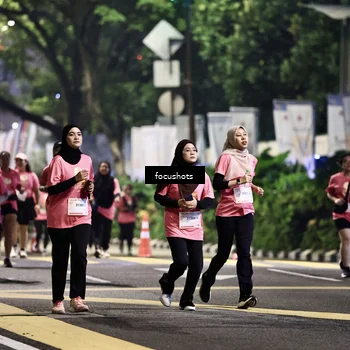 Runner Photo 8578257