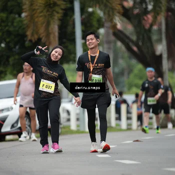 Runner Photo 8578300
