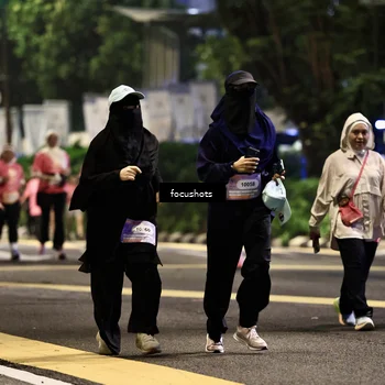 Runner Photo 8578301