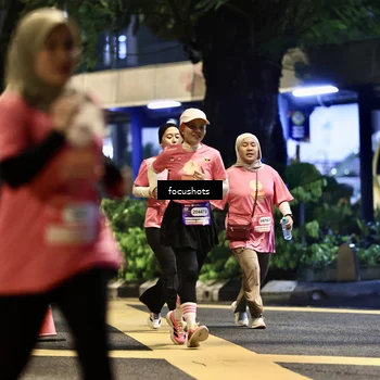 Runner Photo 8578372