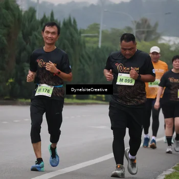 Runner Photo 8578389