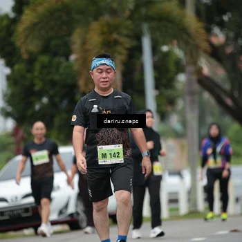 Runner Photo 8578415